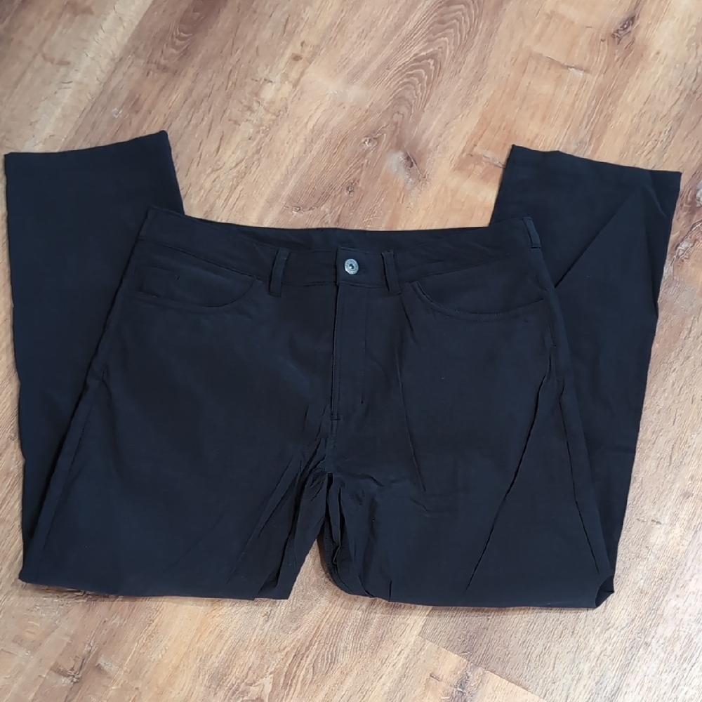 The North Face Men's Black Straight Leg Jeans